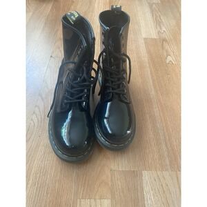Dr. Martens 1460 Women's Patent Leather Lace-Up Boot, Size 7, Black